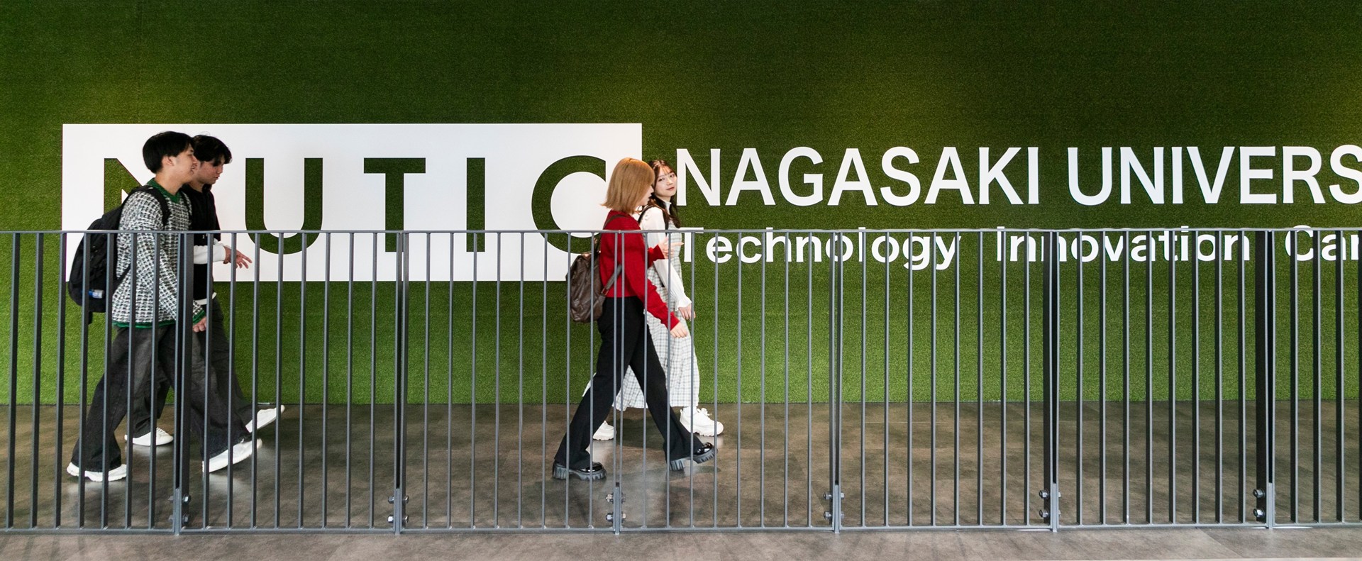 メインビジュアル１